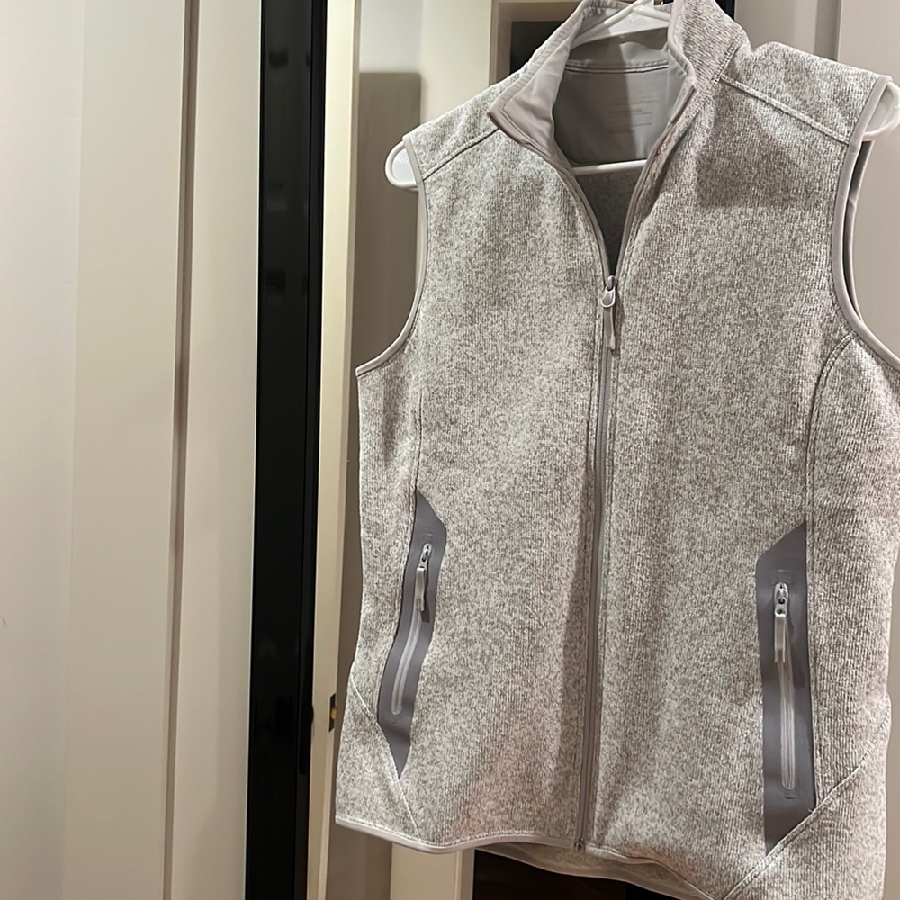 Arcteryx Women’s Covert Vest